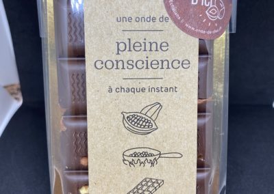 Plaque chocolat noir aux noisettes Vaudoises 100g