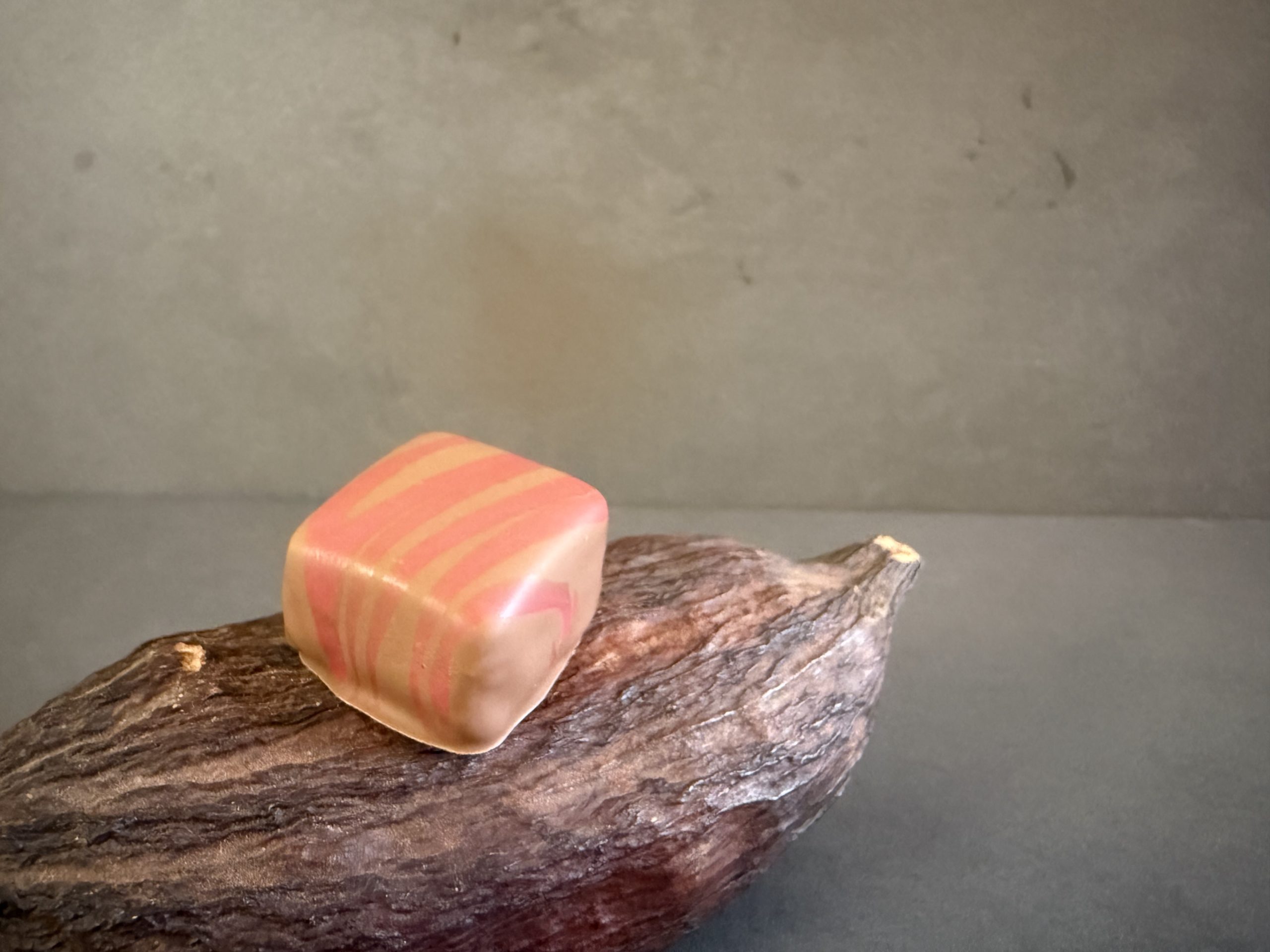 Caramel a la rose au chocolat au lait