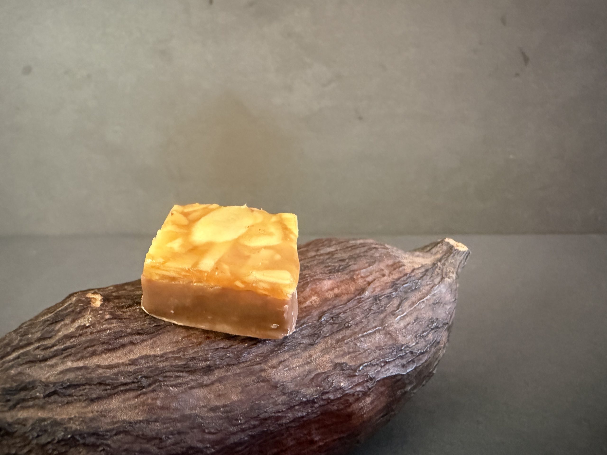 Caramel a la rose au chocolat au lait